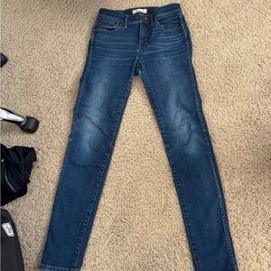 Madewell 9” high riser skinny skinny, dark wash skinny jeans. Size 26